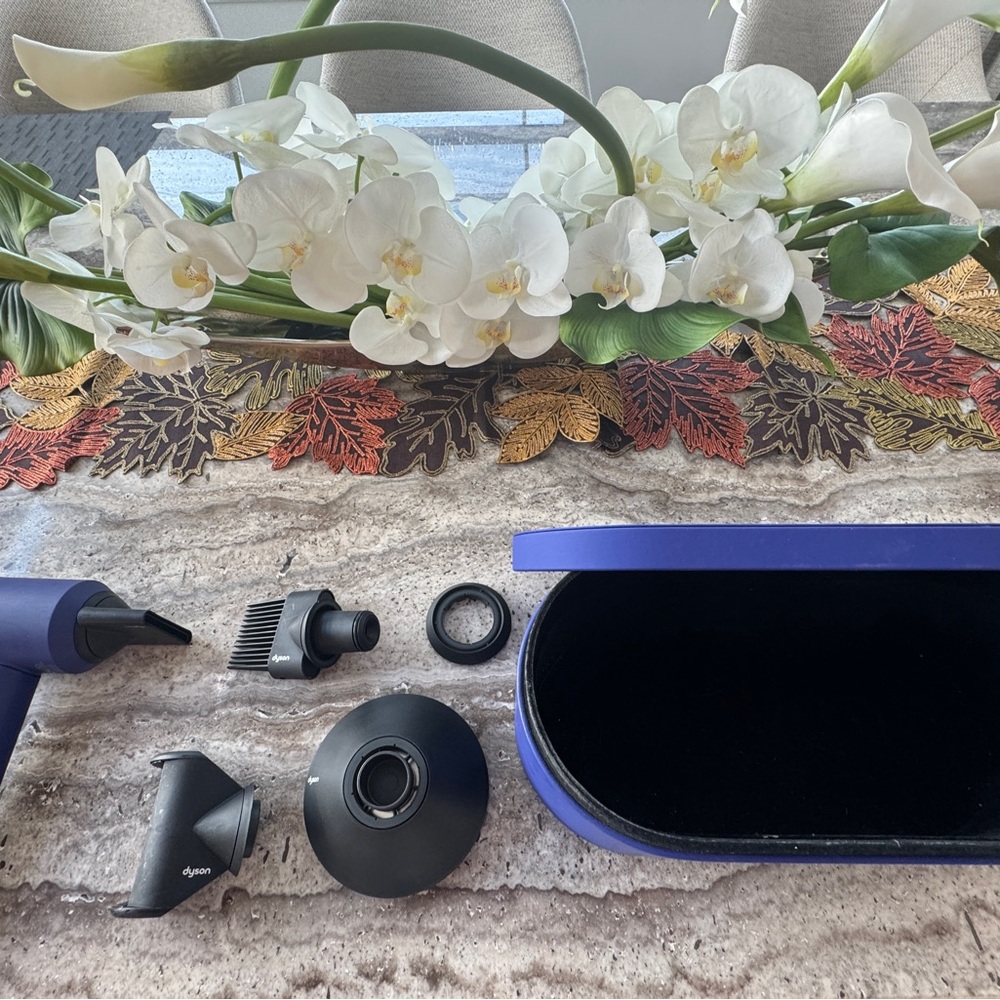 Dyson Supersonic Hair Dryer Set in Purple